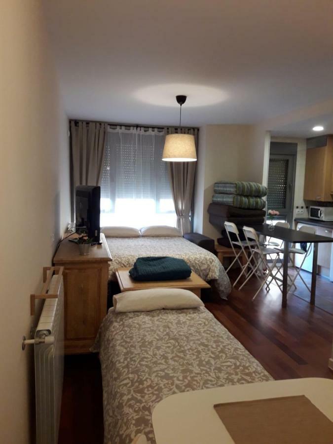 Apartamento En C/ Peroneros Latas Exterior photo
